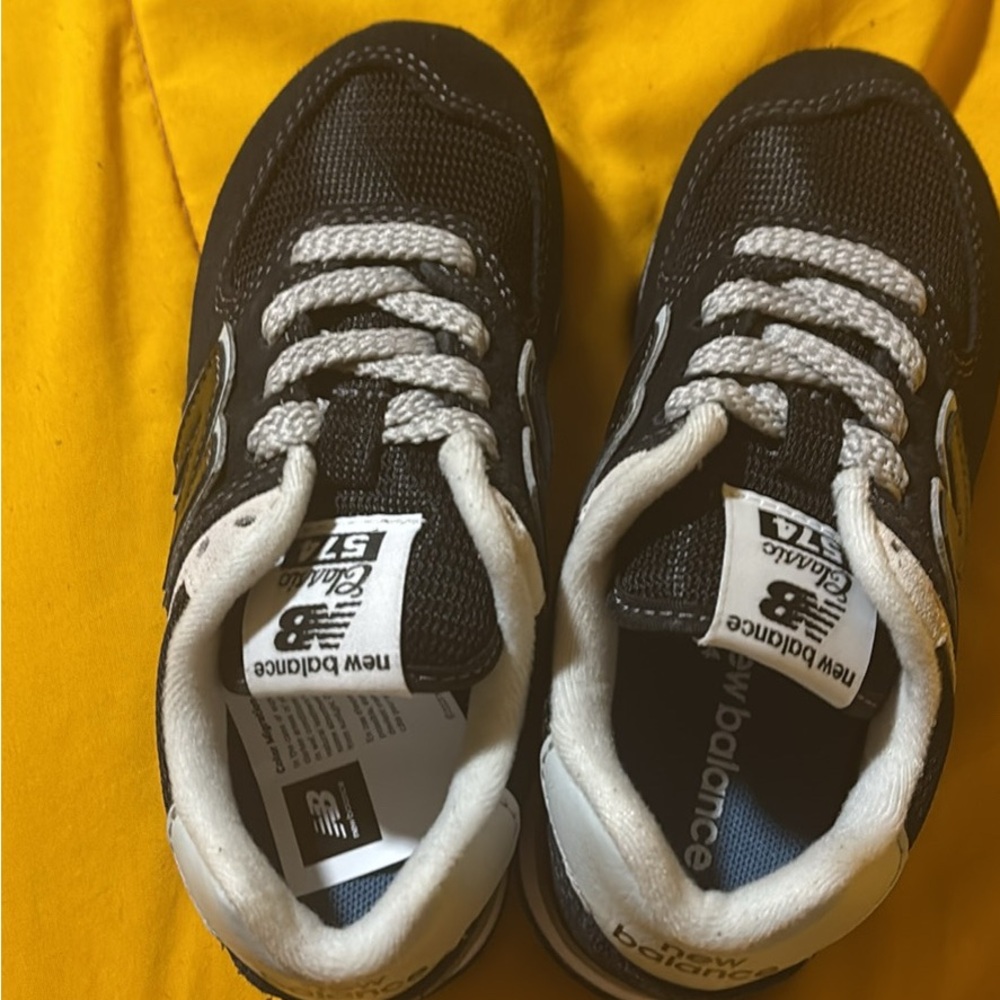 New balance 574 (size 11y ) bought the wrong size never worn - Picture 6 of 7
